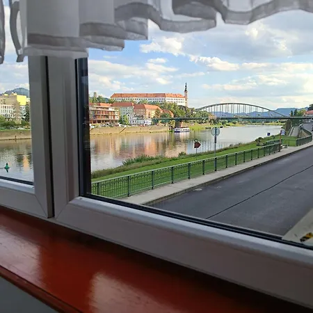 U Bocmana S Vyhledem Na Zamek A Labe Appartement Decin Buitenkant foto