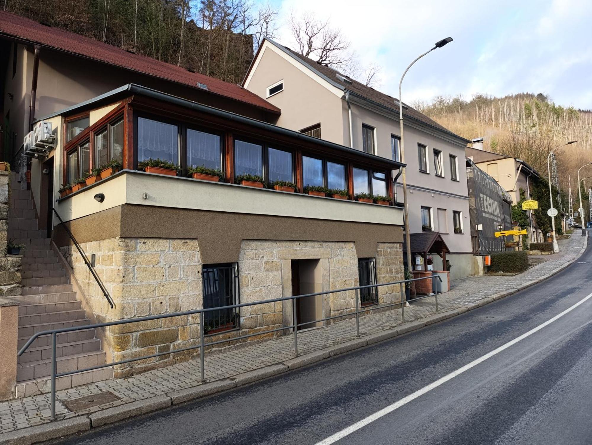 U Bocmana S Vyhledem Na Zamek A Labe Decin